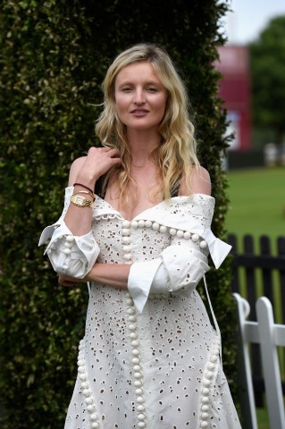 700065097 AJ 5767 49C9F32A3B3A2EF5CEFFDE1C7C22F87E