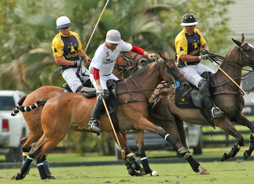 photosvilladellagocasablancafarawaypoloteampolomagazine 7